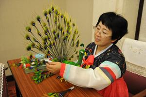 Straw Weaving Helps Jilin Women Beat Poverty Straw Weaving Helps Jilin Women Beat Poverty