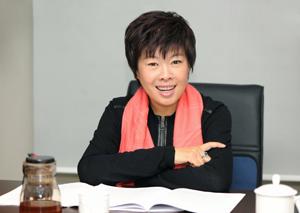 Yu Dan: Women's Role in Family Life Irreplaceable Yu Dan: Women's Role in Family Life Irreplaceable