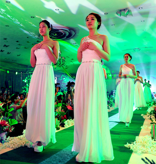 2014 China Wedding Professional Skill Contest Concludes in E China