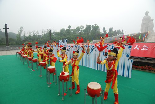 Safeguarding Girls' Education Rights: 20th Anniversary of Spring Bud Project in Jiangxi