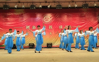 Chinese Opera Training Exercise Gets Positive Feedback
