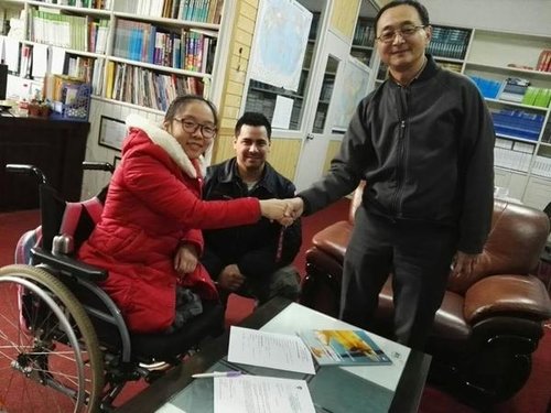 Chinese Double Amputee Girl Enrolls in Canadian Air Force College