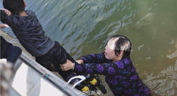 Dama Rescues Drowning Boy in SW China's Guizhou