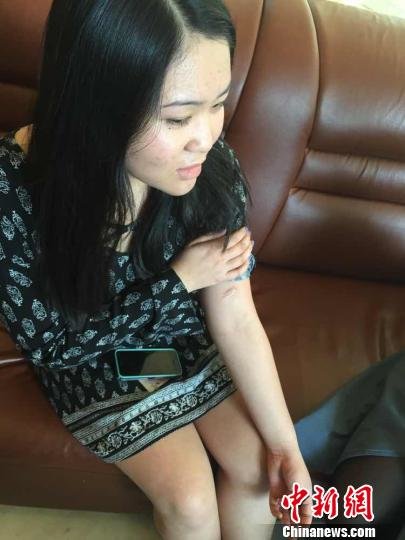 Chinese-American Girl Returns to Look For Her Biological Parents Chinese-American Girl Returns to Look For Her Biological Parents