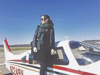 Female Lawyer Plans to Travel Around the World by Piloting a Plane