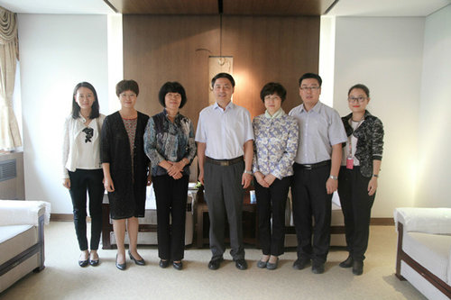 CWU Delegates Visit Int'l Business, Economics Univ