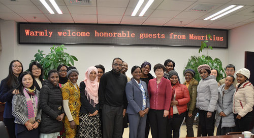 Mauritian Women's Delegation Visits CWU