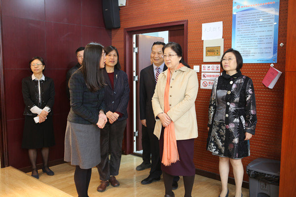 ACWF VP Holds Inspection Tour at the CWU