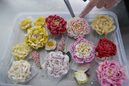 kunming bakery wows with