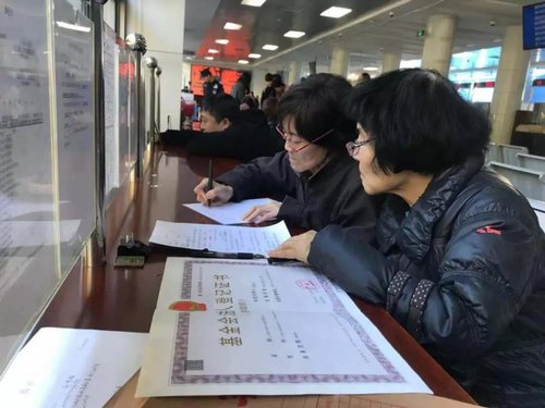 Retiree Dedicates Efforts and Apartment to Helping Students Complete Studies