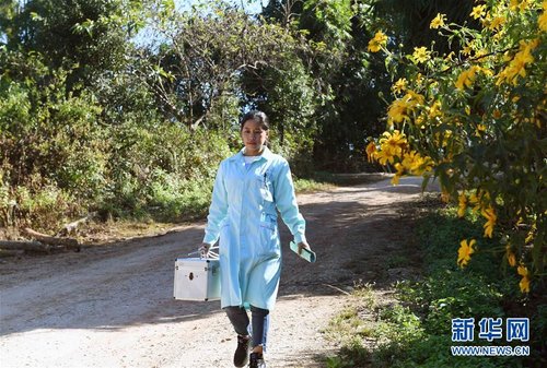 Country Doctor Devotes Herself to Hometown in SW China