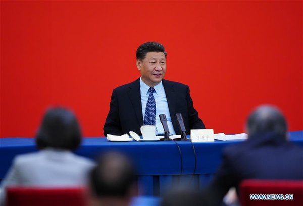 Xi Stresses Analyzing China's Economy from Comprehensive, Dialectical, Long-Term Perspective