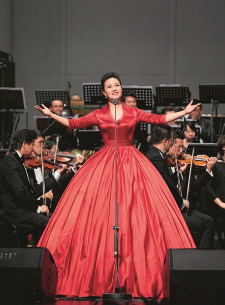 'Most Chinese of Voices' Singing Stories About China