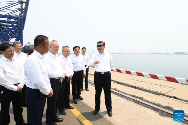 Xi Inspects Economic Development Zone in Hainan Province