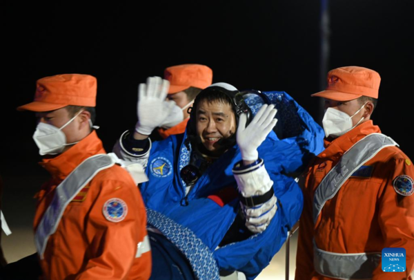 China's Shenzhou-14 Astronauts Return Safely, Accomplishing Many 'Firsts'