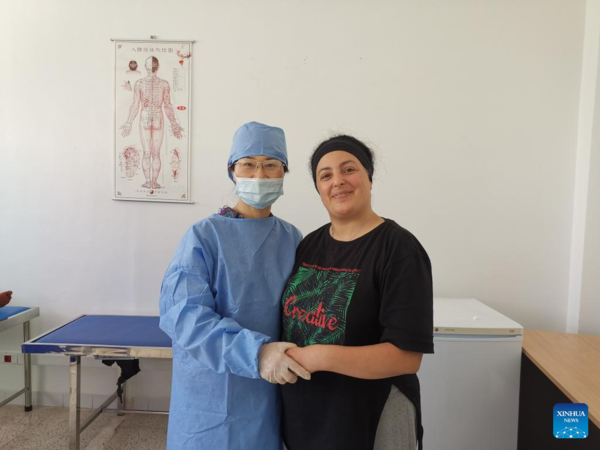 Feature: Chinese Acupuncturists Earn Recognition, Respect from Algerians