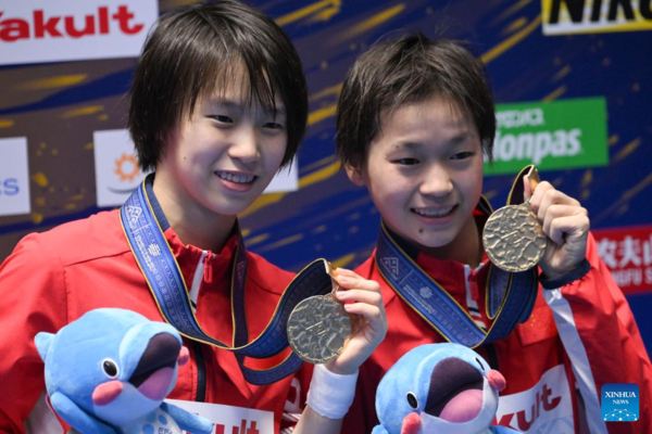 China's Quan and Chen Storm to Women's Sychronized 10m Platform Victory