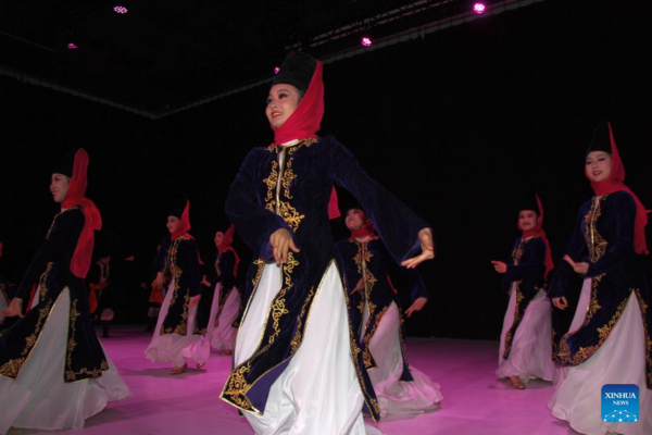 Chinese Folk Dance Staged in Sofia, Bulgaria