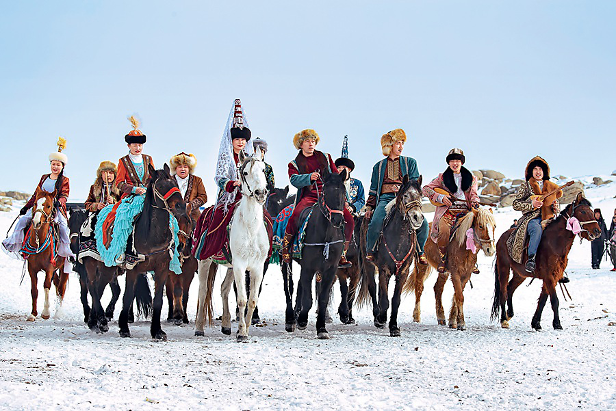 12  《迎亲》马琳.jpg