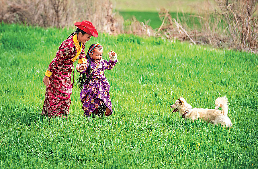 10. 《春天里》王兰英.jpg
