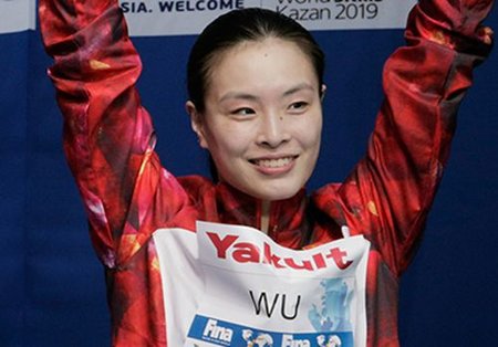 Chinas five-time Olympic champion diver Chen Ruolin 