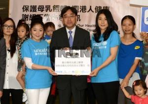 china s former diving queen supports breastfeeding