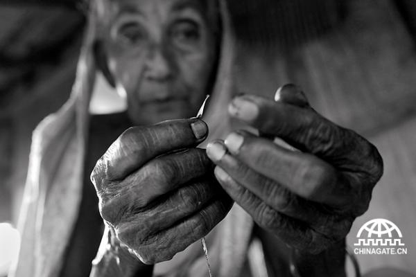 UNDP: Elderly Women More at Risk of Poverty than Men