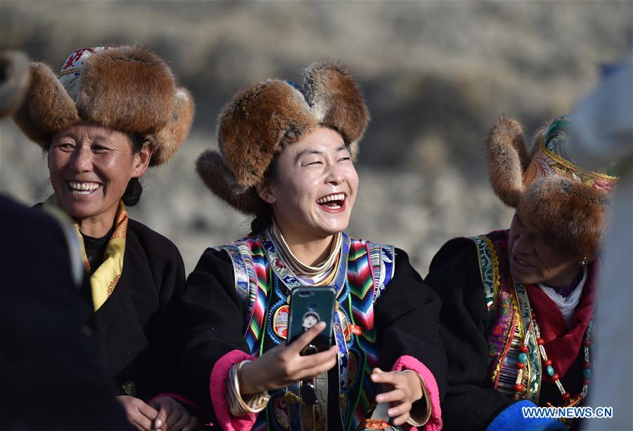 China Issues White Paper on Democratic Reform, Achievements in Tibet