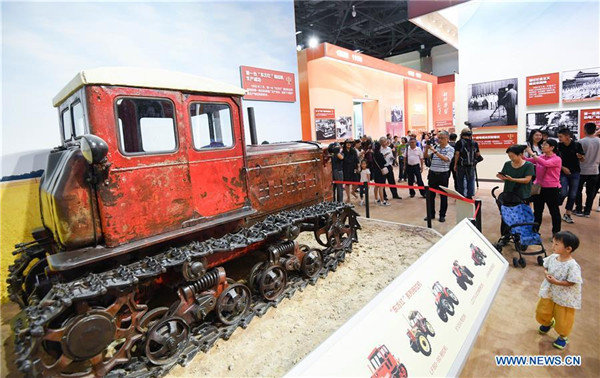 Exhibition Opens to Public to Mark 70th Anniversary of PRC Founding