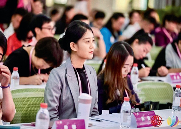 Young Woman Using Information Technologies to Transform China's Construction Industry