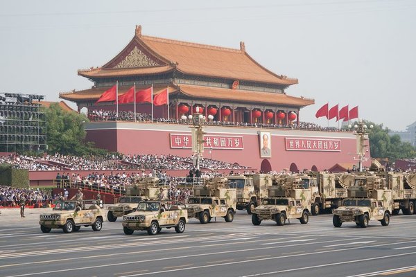 Xi Signs Mobilization Order for Training of Armed Forces
