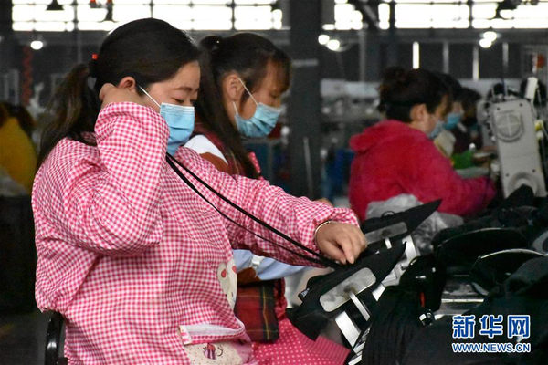 Shoemaking Workers Resume Production, Fight Against Poverty in C China's Henan