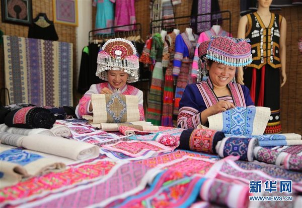 Miao Embroidery Brings Prosperity to Rural Women in SW China's Yunnan