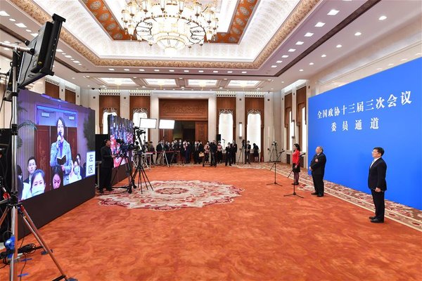 CPPCC Members Receive Interview Before Closing Meeting of Annual Session