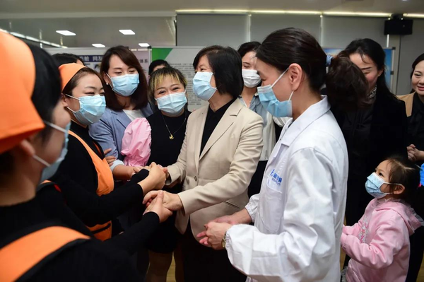 ACWF President Calls for Promoting China's COVID-19 Combat Spirit, Uniting and Guiding Women to Contribute to Epidemic Containment, Social and Economic Development