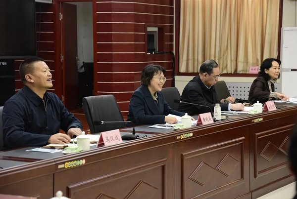 ACWF Vice-President Stresses Studying and Implementing Spirit of 5th Plenary Session, Ensuring No Woman Left Behind in Journey to Well-off Life