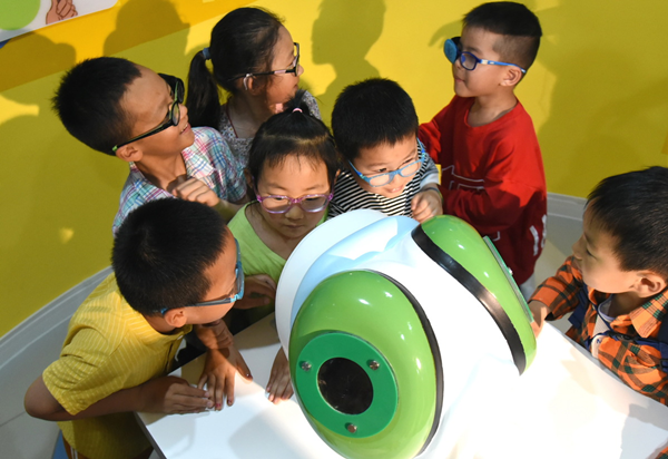 Students' Myopia Rate Meets Goal Despite Rebound