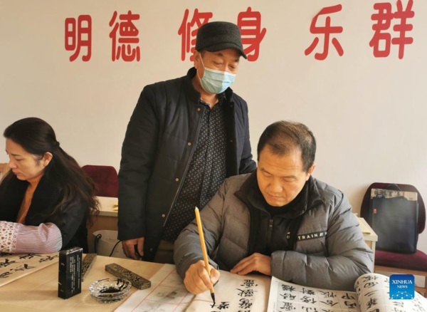 Across China: University for Aged Let Chinese Elderly Enjoy Retired Life