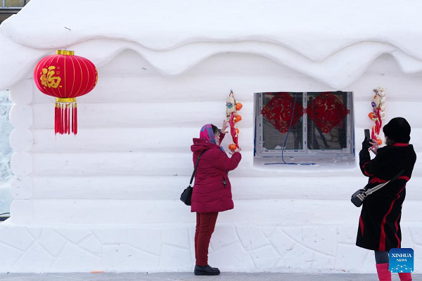 Harbin's Ice, Snow Tourism Attracts Tourists During Winter Time