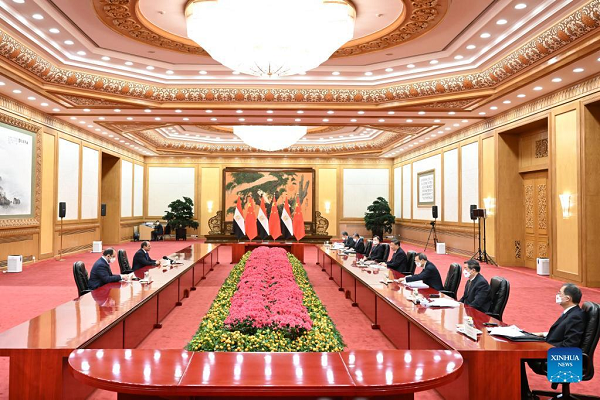 Xi Meets Egyptian President, Calls for Building China-Egypt Community with Shared Future