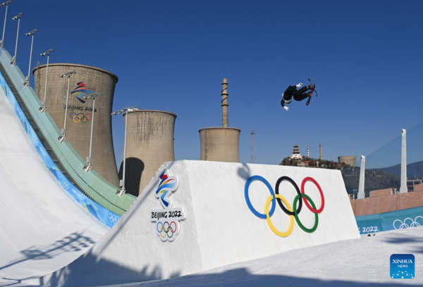 China's Gu Ailing Takes Historic Women's Freeski Big Air Gold at Beijing 2022