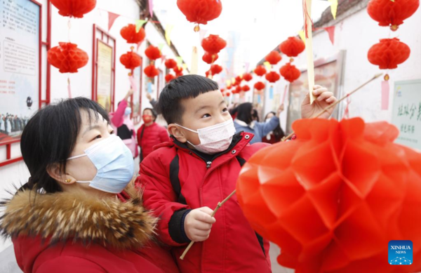 Lantern Festival Celebrated Across China