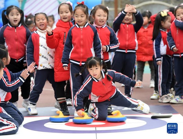 Kids Enjoy 'Winter Games' for New Semester