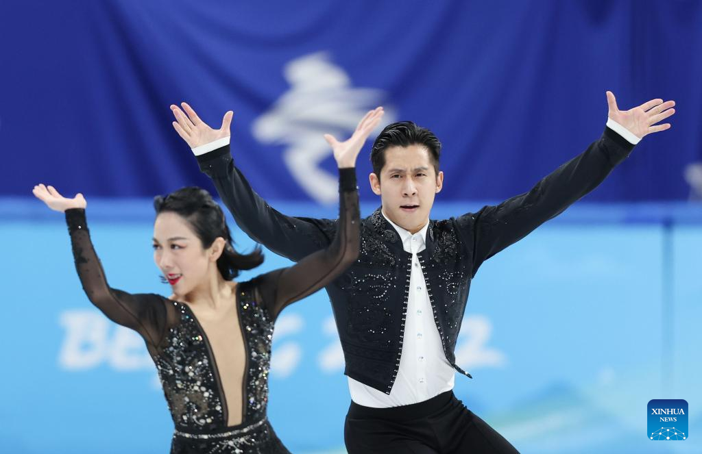 China's Sui/Han Set New World Record to Lead Pair Skating Short Program at Beijing 2022