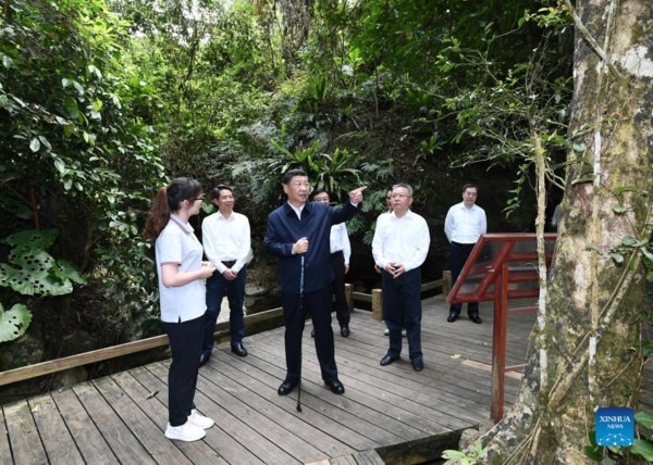 Xi Stresses Boosting National Park Development in Hainan