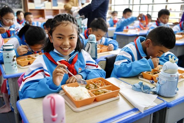 GLOBALink | 'Central Kitchen' Provides Nutritious Meals for Students in Lhasa of SW China's Tibet