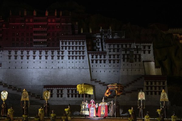 Outdoor Opera 'Princess Wencheng' Staged for 10th Year in Tibet