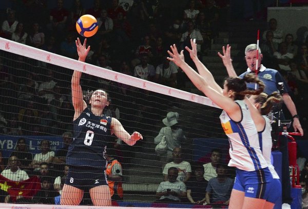 China Beats Italy to Win Third Straight Match in Women's VNL