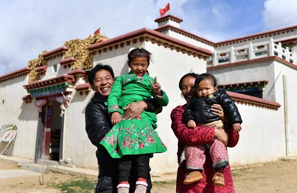 Tibet's Rural Residents Enjoy Improved Livelihood over Past Decade