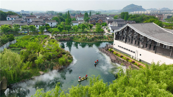 (CPC Congress) Xinhua Headlines: CPC Maps out Further Steps on Path to Common Prosperity